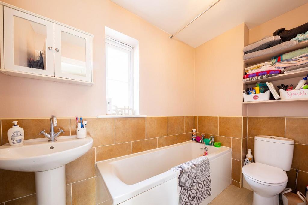 Bathroom.jpg