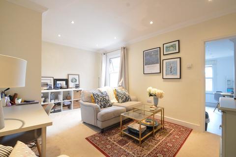 undefined, Elmgrove Road, Weybridge, KT13