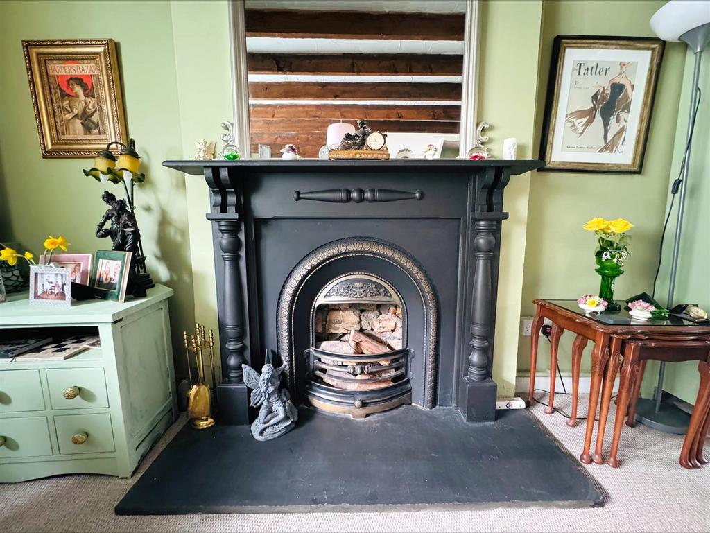 Processed-5 B5 AC59 E-9 B0 D-4706-9318-7 D4055 E482 AF.jpe