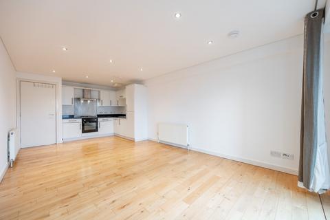 2 bedroom flat to rent, Crow Road, Flat 2-1, Glasgow, Glasgow, G11 7SH