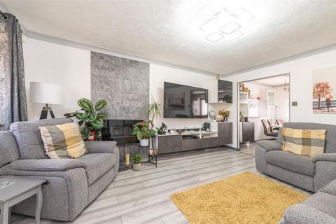 undefined, Caldercroft, Elland