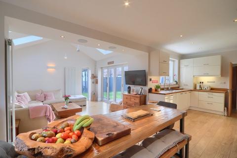 4 bedroom detached house for sale, Kenton Close, Hartburn