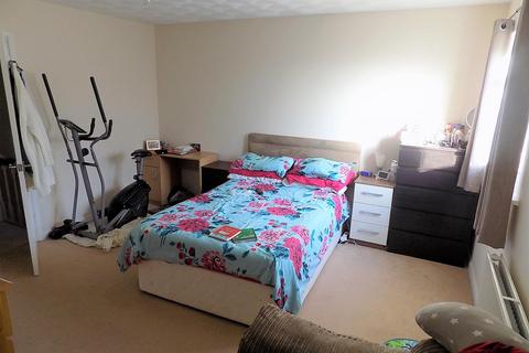 undefined, Highfield Avenue, Aldershot GU11