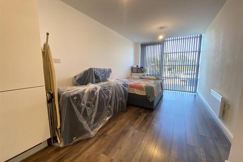 1 bedroom flat to rent, Landmark Waterfront West, Brierley Hill