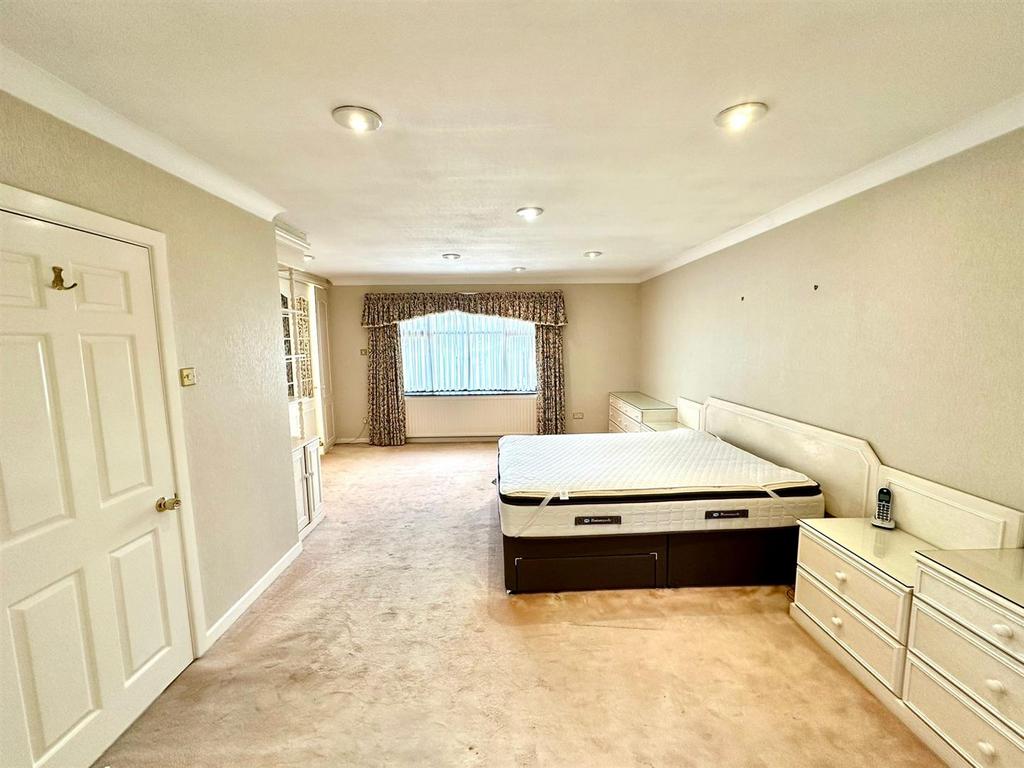 Whats App Image 2026-03-10 at 16.42.1776578.jpeg