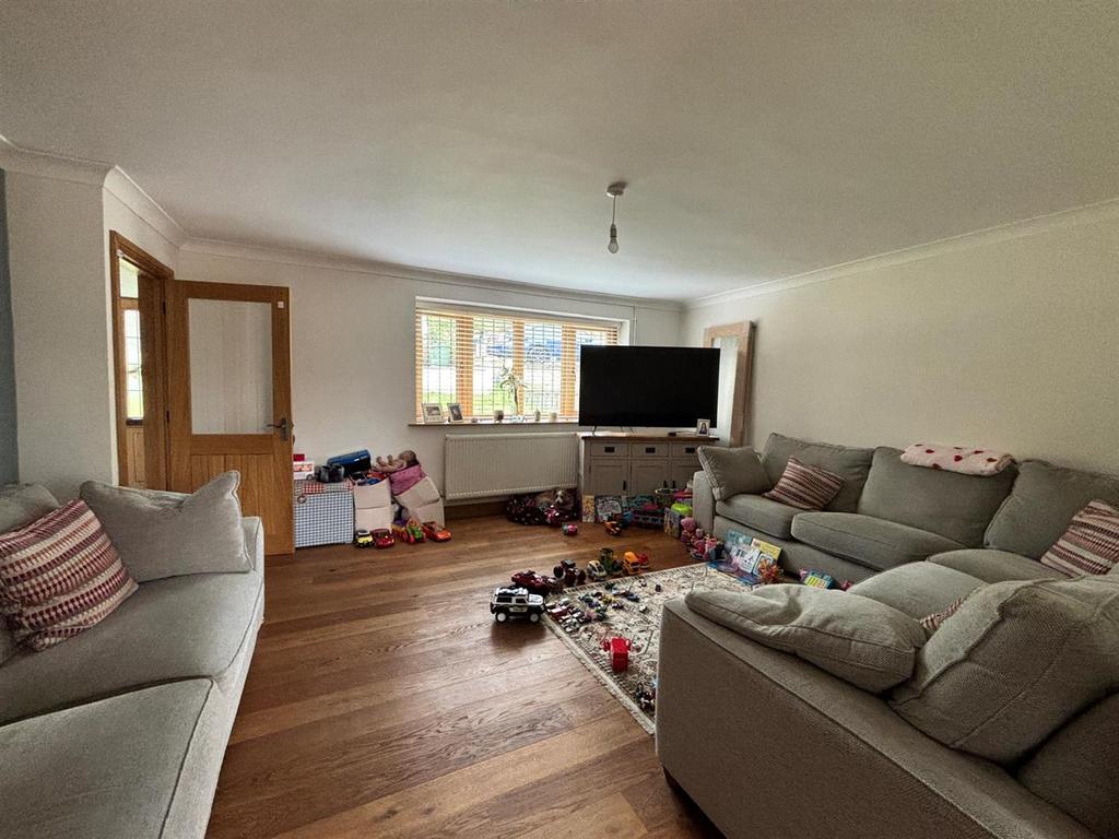 Whats App Image 2026-03-06 at 13.11.091111.jpeg