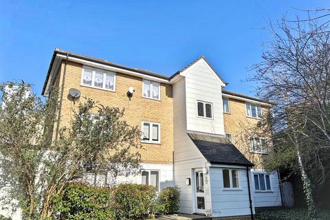 1 bedroom apartment for sale, Carolina Close, London