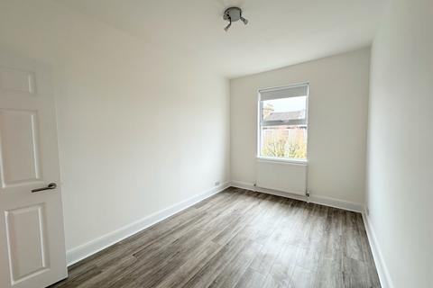 2 bedroom apartment to rent, Florence Road, London N4