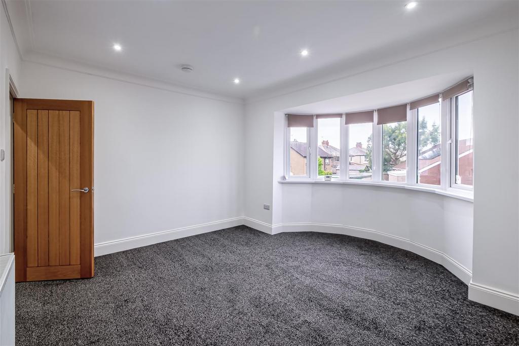 128 Oxford Street (7 of 11).jpg