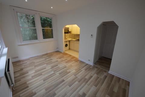 1 bedroom flat to rent, St. Peters Road, Bournemouth