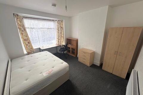 undefined, Essex Road, Hertfordshire WD6