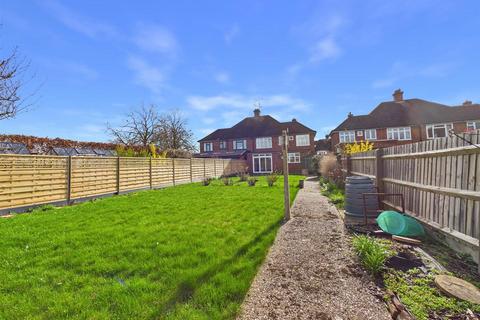 4 bedroom semi-detached house for sale, Broughton Avenue, Aylesbury HP20
