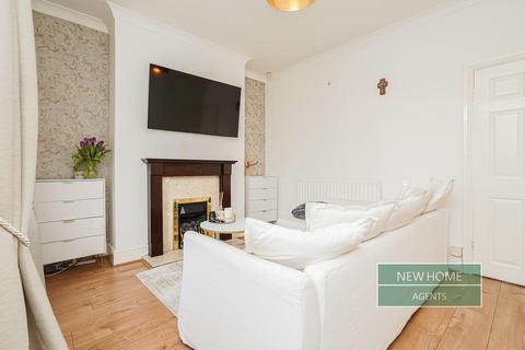 3 bedroom terraced house for sale, Highstone Road, Barnsley, South Yorkshire