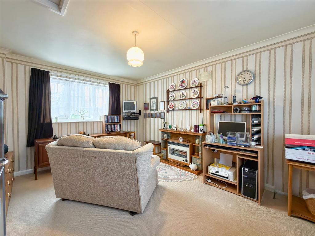 Bedroom / Snug