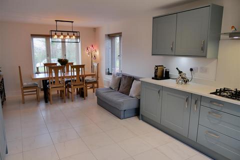 undefined, Summers Drive, Calne