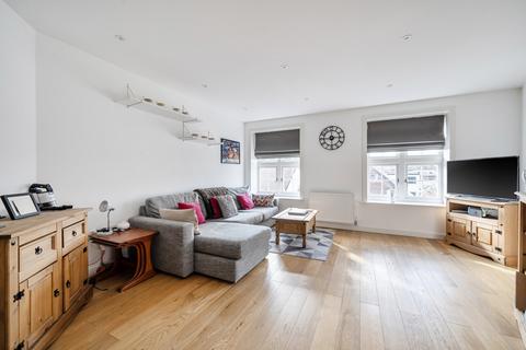 2 bedroom apartment to rent, Whitchurch Road, Reading RG8