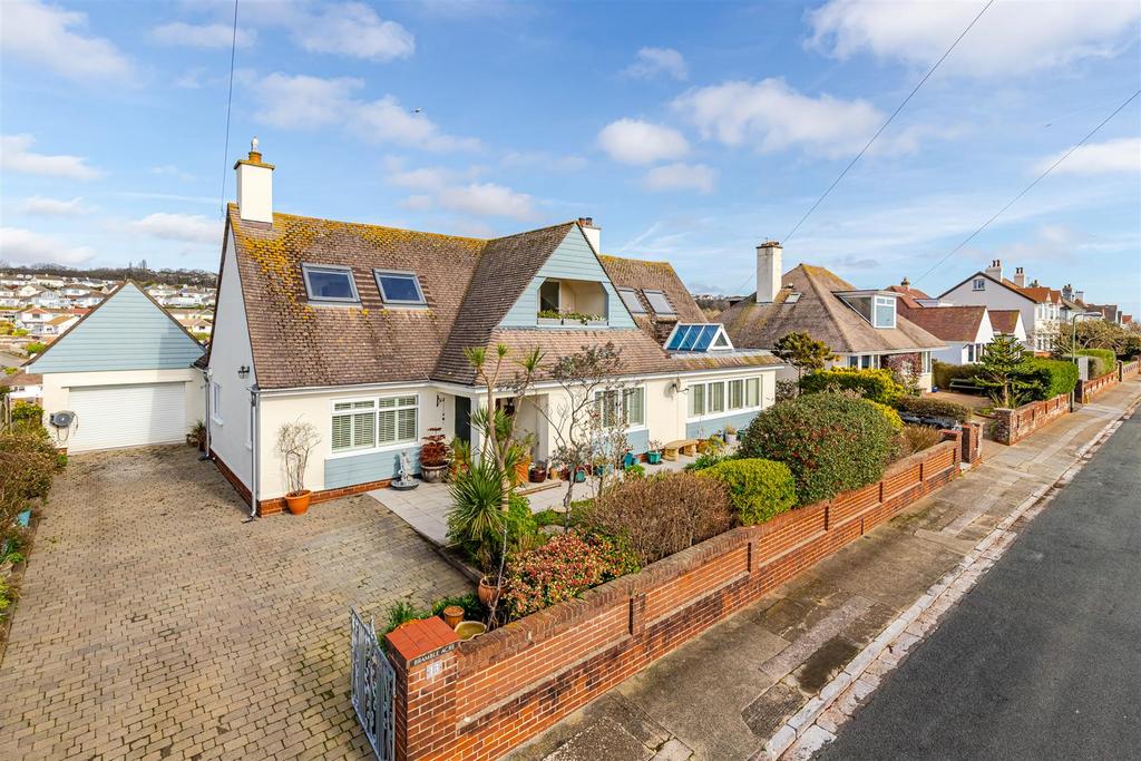A01 - 13 Barcombe Heights - 260224.jpg