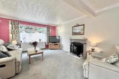 3 bedroom bungalow for sale, Gort Close, Greater Manchester BL9