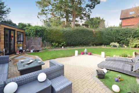 undefined, Church Road, Copthorne, RH10