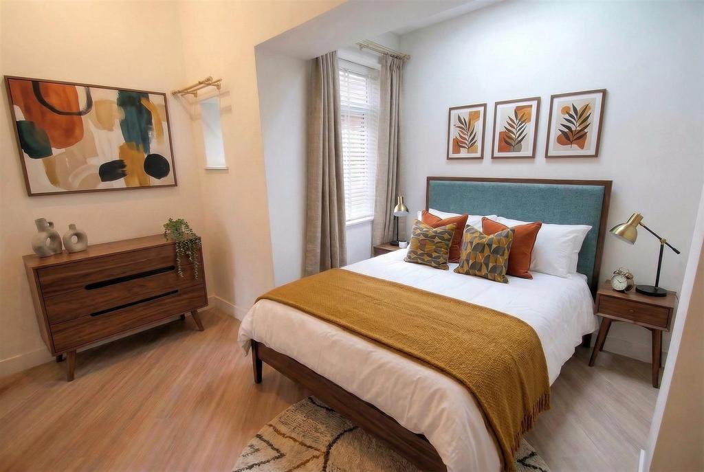 Bed2.jpg