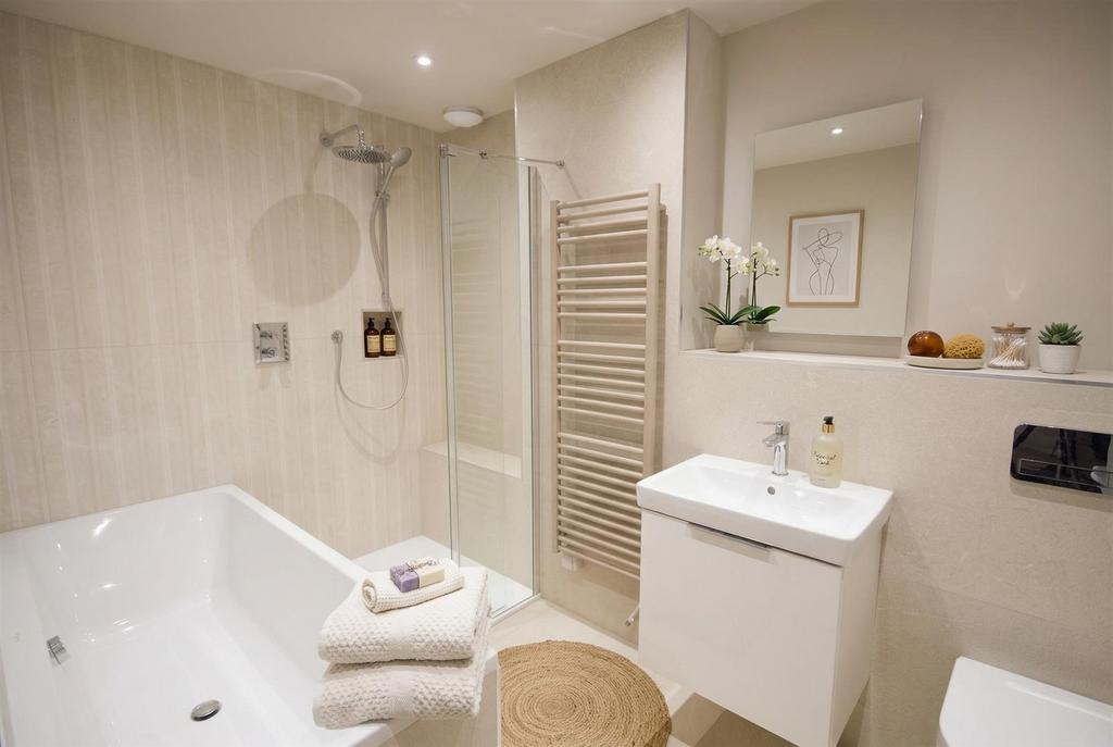 Bathroom1.jpg