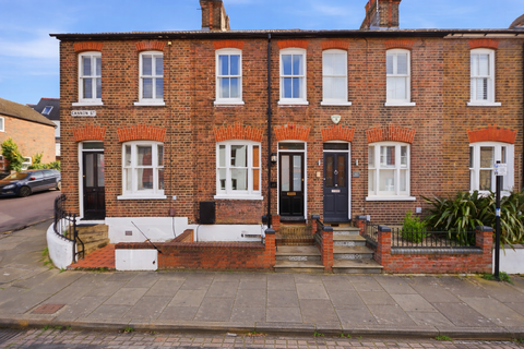3 bedroom house to rent, Cannon Street, Herts AL3