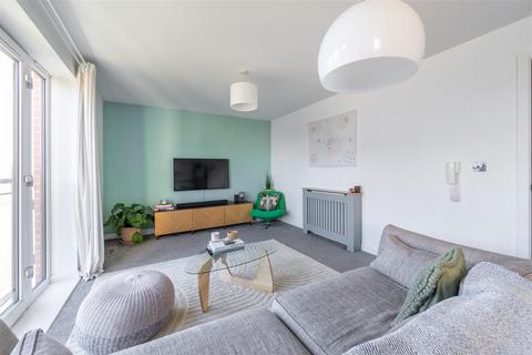 2 bedroom apartment for sale, Willowbay Drive, Great Park, NE13
