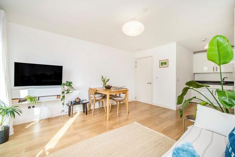 1 bedroom flat for sale, York Way, London N1C