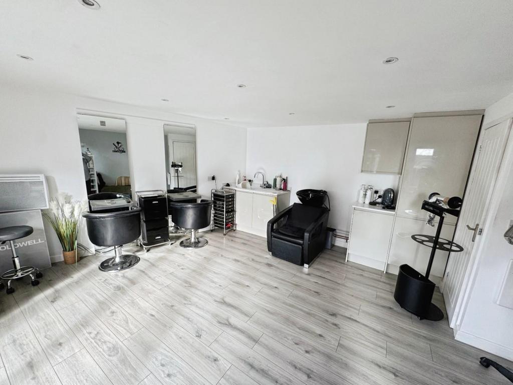 Inside Garden Room.jpeg