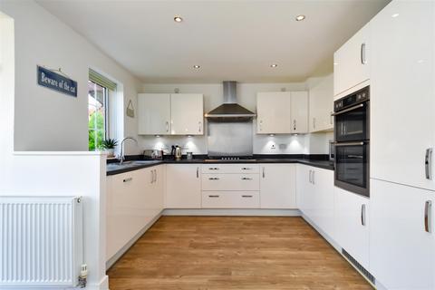 undefined, Trott Close, Cullompton