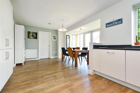 undefined, Trott Close, Cullompton