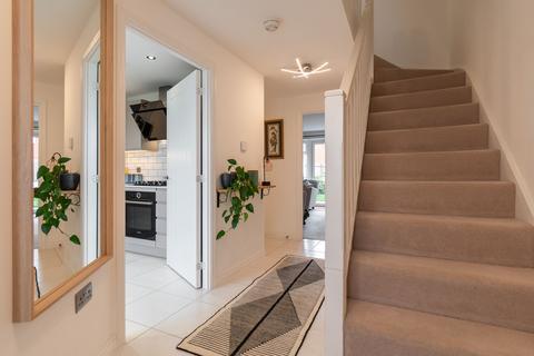 3 bedroom semi-detached house for sale, Field View, Bodicote, OX15