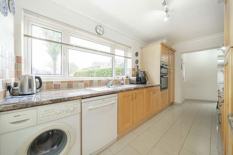 undefined, Kenton Avenue, Sunbury-On-Thames TW16