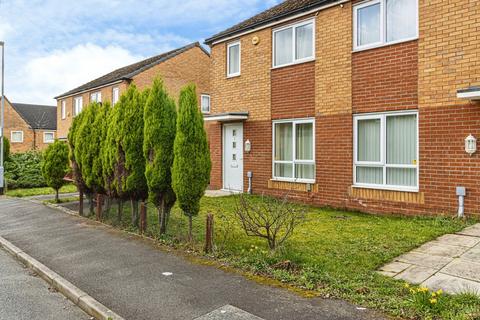 2 bedroom semi-detached house to rent, Dysart Street, Greater Manchester M11