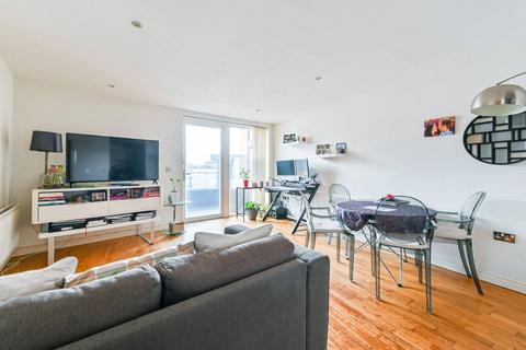 1 bedroom flat to rent, Battersea Park Road, sw8, Battersea, London, SW8