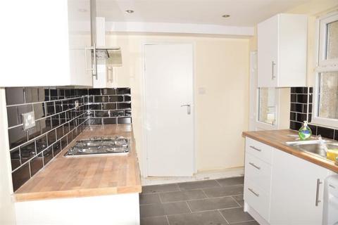 3 bedroom house to rent, Southern Road, London E13