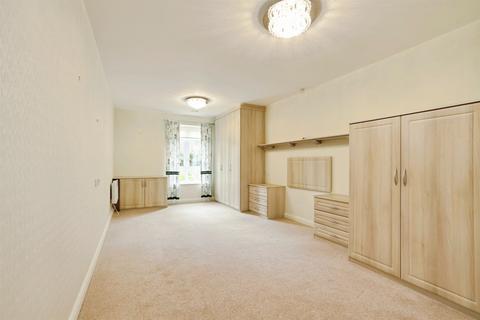undefined, Squirrel Way, Leeds
