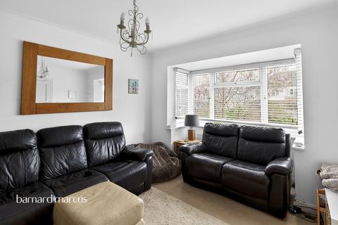 4 bedroom semi-detached house for sale, Fairfield Drive, Dorking