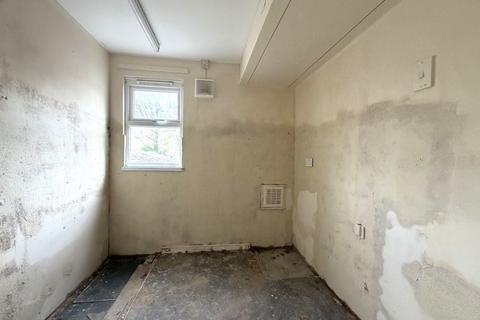 undefined, 198 Beambridge, Basildon, SS13 3NF