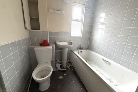 undefined, 198 Beambridge, Basildon, SS13 3NF