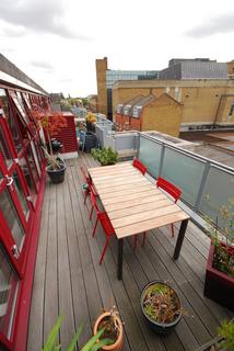 undefined, Quaker Street, Spitalfields, London, E1
