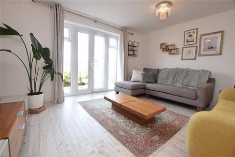 3 bedroom semi-detached house for sale, Moseley Beck Lane, Leeds, West Yorkshire