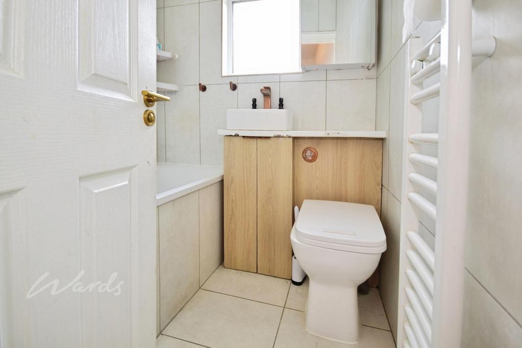 Valley bathroom