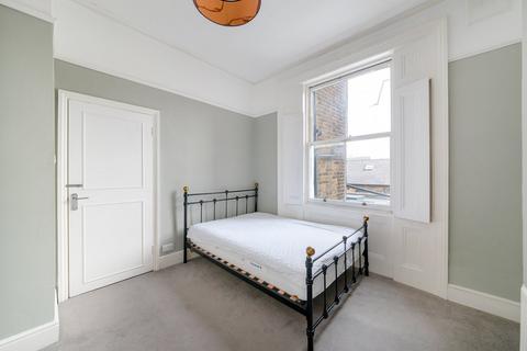 1 bedroom flat for sale, Askew Road, Shepherd's Bush W12