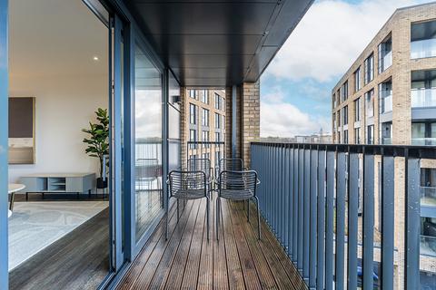 2 bedroom flat to rent, Watteau Square, Croydon, CR0