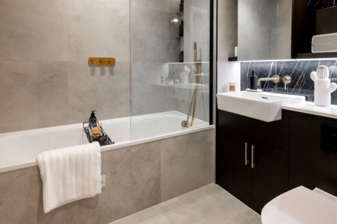 1 bedroom apartment for sale, West Ham, London E16