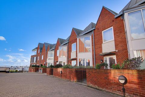 undefined, Ainslie Place, Lymington, SO41