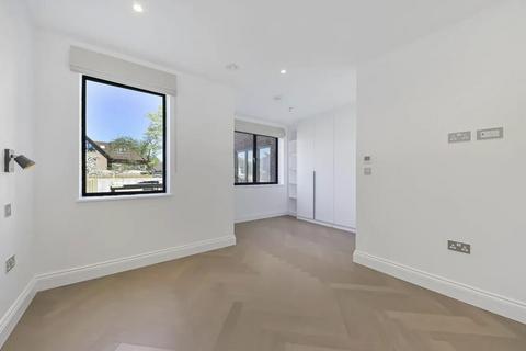 2 bedroom flat to rent, Beechcroft Avenue, London, NW11