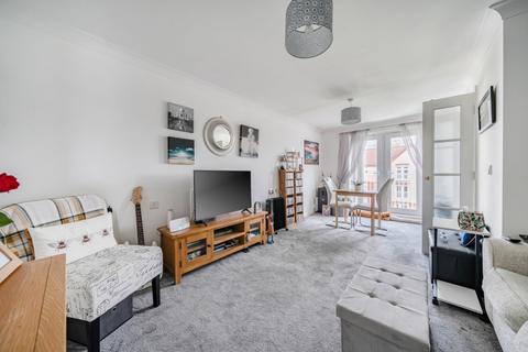 1 bedroom apartment for sale, Swallows Court, Pool Close, Spalding, Lincolnshire, PE11