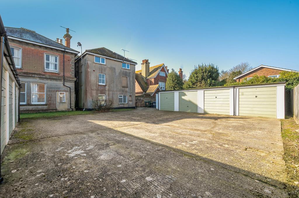 1424014-16-69a953...